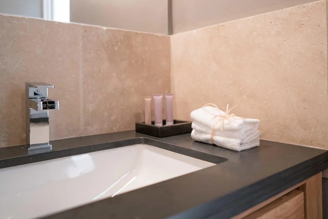 Domaine De Saint Clair Bed & Breakfast Aix-en-Provence France